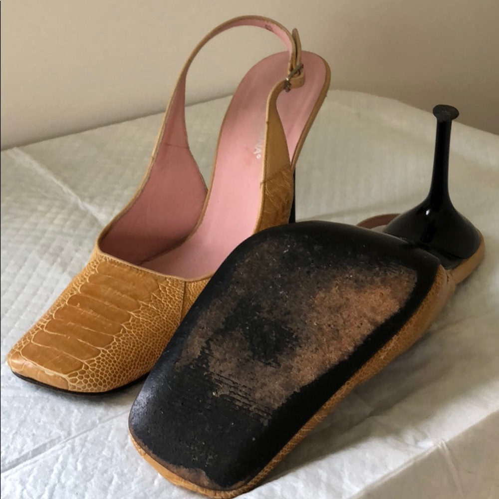 Shoes - Picture 4 of 4